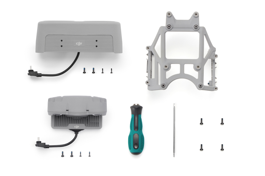 DJI AL2D SpotLight & DJI AS2D Speaker with DJI Matrice 5TD Series Accessory Mount