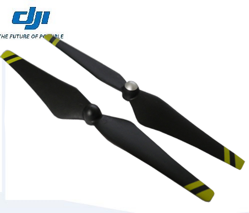 DJI E300-CF-Y　カーボン強化素材　9443セルフタイトニングプロペラ　イエローライン　 (P2OK・P3の場合要一式）【75％OFFSALE】【在庫限り】【すべてのサポート対象外】